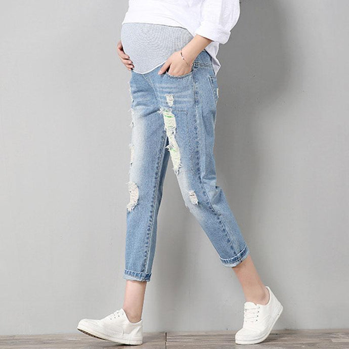 Maternity Boyfriend Jeans (Stylish)